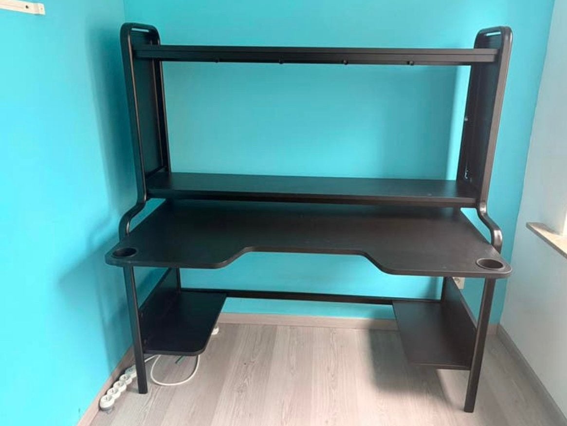 Bureau gaming Ikea Fredde, Maison & Meubles, Bureaux, Comme neuf, Bureau gaming, IKEA, Enlèvement