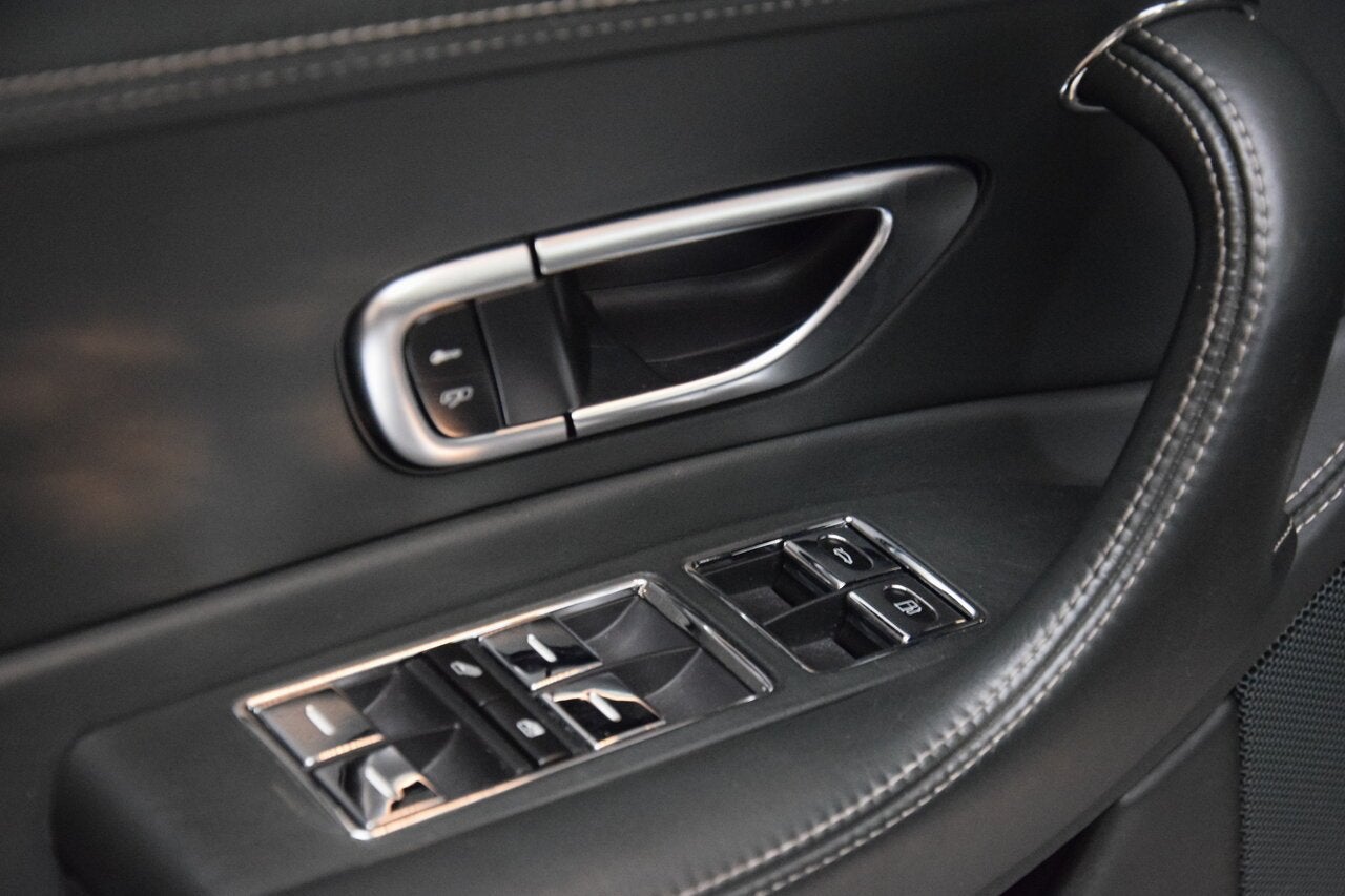 Bentley Continental GTC 6.0 BiTurbo W12, Auto's, Bentley, 4 zetels, Zwart, 0 kg, https://public.car-pass.be/vhr/416d11b0-a012-4f01-b1d5-c05af0ae3fc5