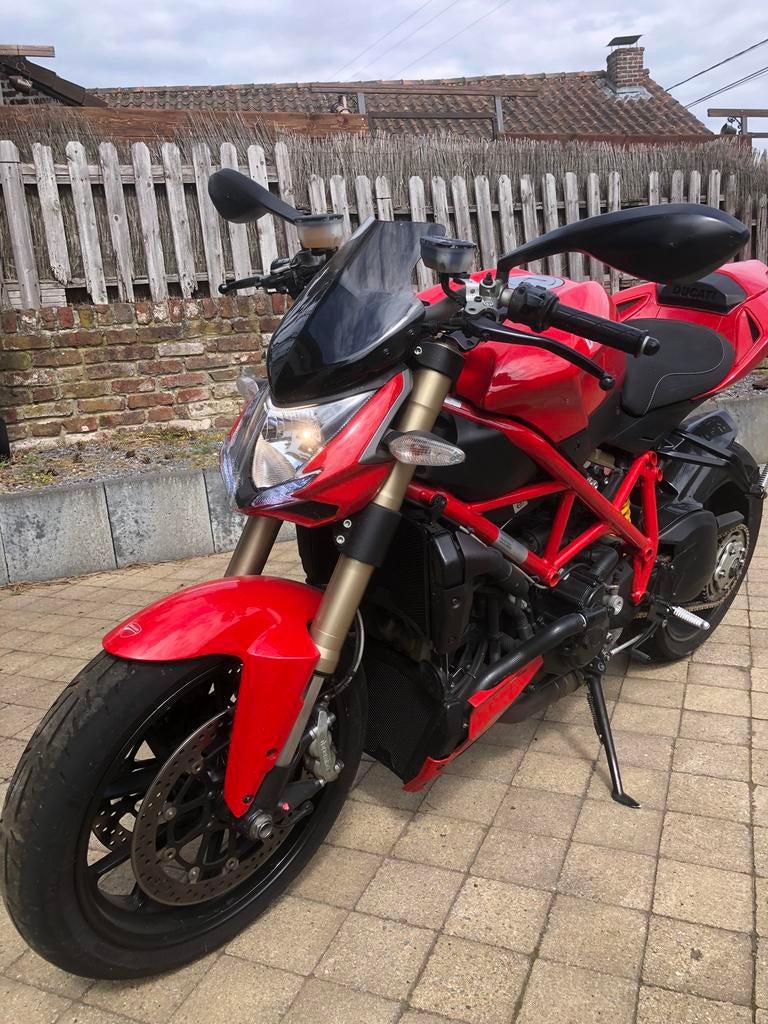 Ducati streetfigter 848, 2 cilinders, Occasion, 848 cc, Sport