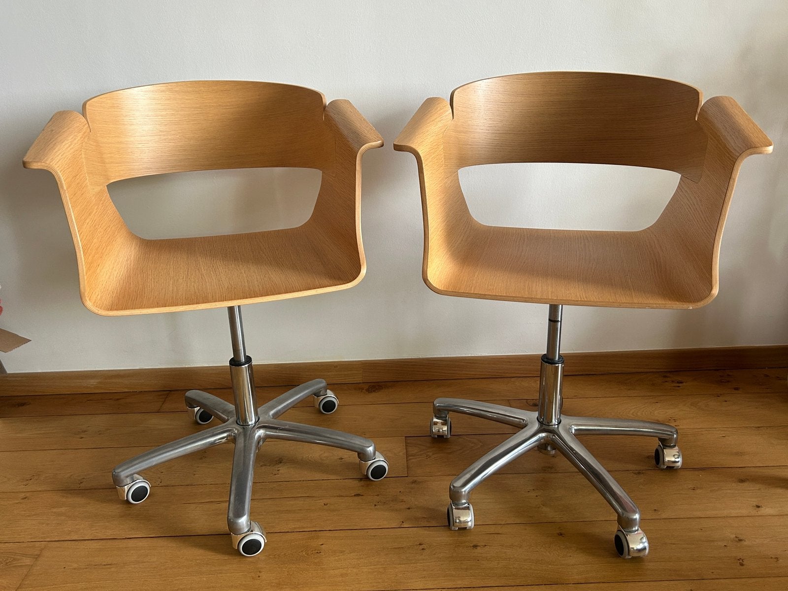 2 Chaises de Bureau bois métal sur roulettes, Enlèvement, Comme neuf, Chaise de bureau