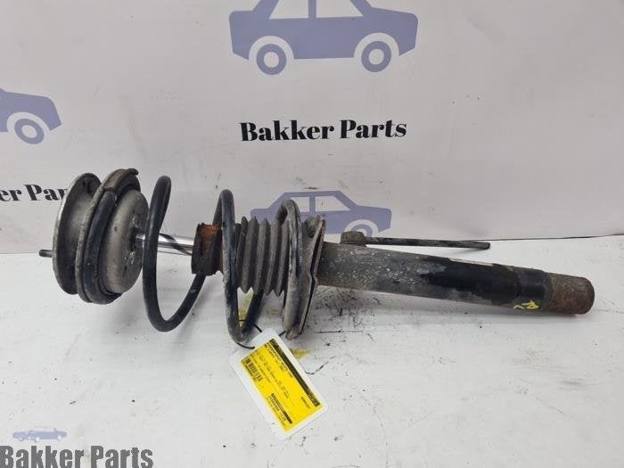Schokdemperpoot rechts-voor van een BMW 3-Serie, Gebruikt, -, -, Ophalen of Verzenden