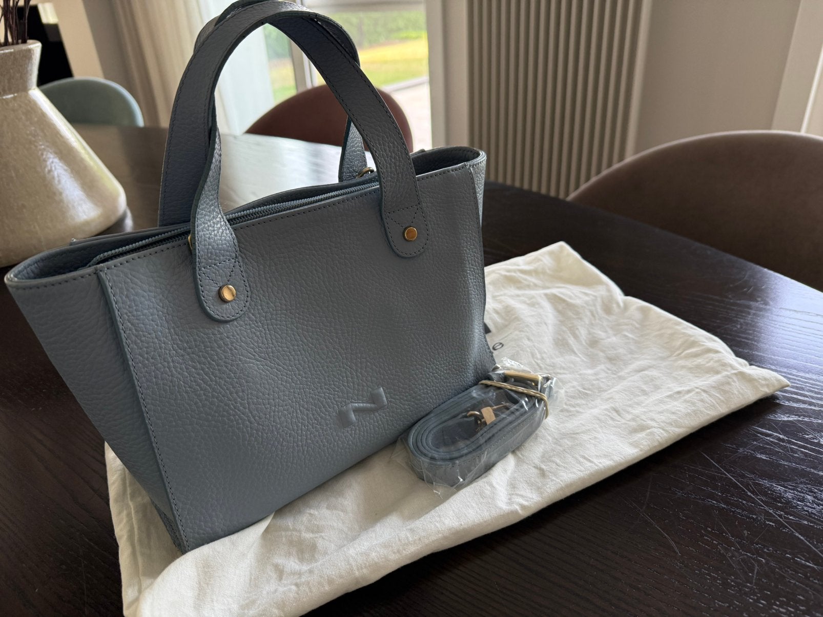 Handtas Nathan licht blauw, Handtassen en Accessoires, Tassen | Damestassen, Ophalen, Gebruikt, Blauw, Handtas