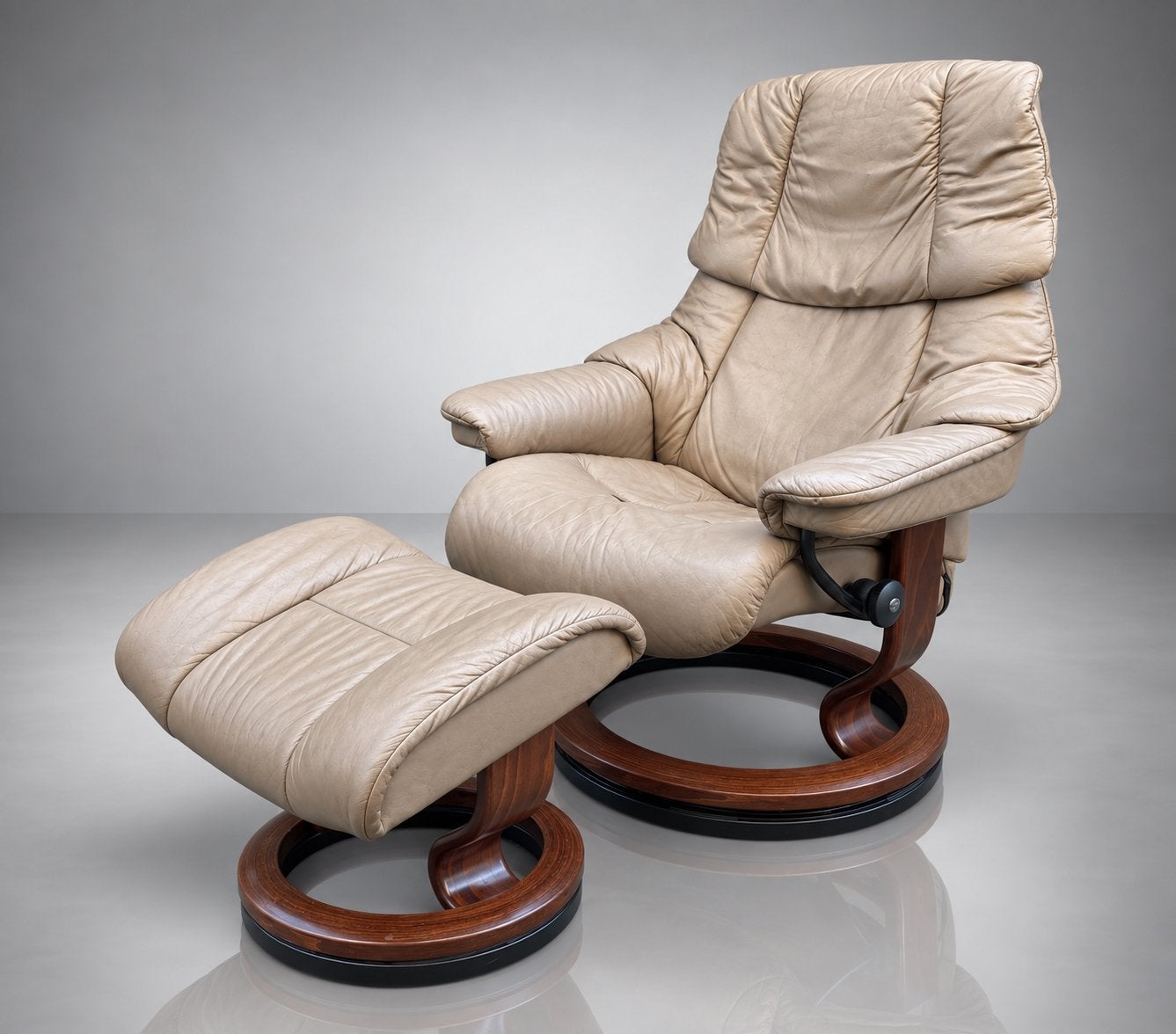 Magnifique fauteuil inclinable et tabouret Stressless, Enlèvement ou Envoi, Cuir