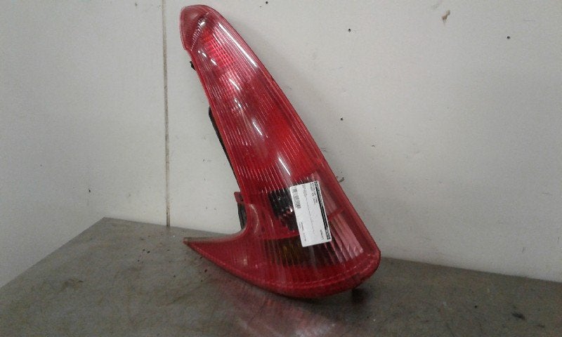 ACHTERLICHT LINKS Peugeot 206 SW (2E / K) (|6350R4|), Auto-onderdelen, Gebruikt, Peugeot