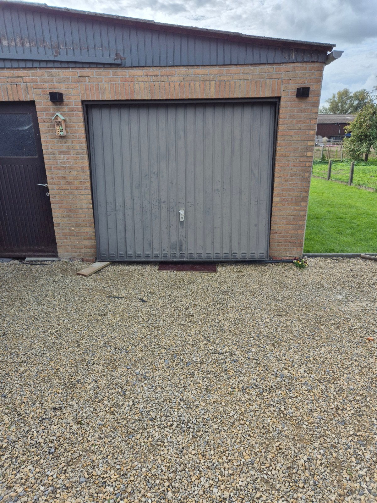garagepoort nog te demonteren, Ophalen
