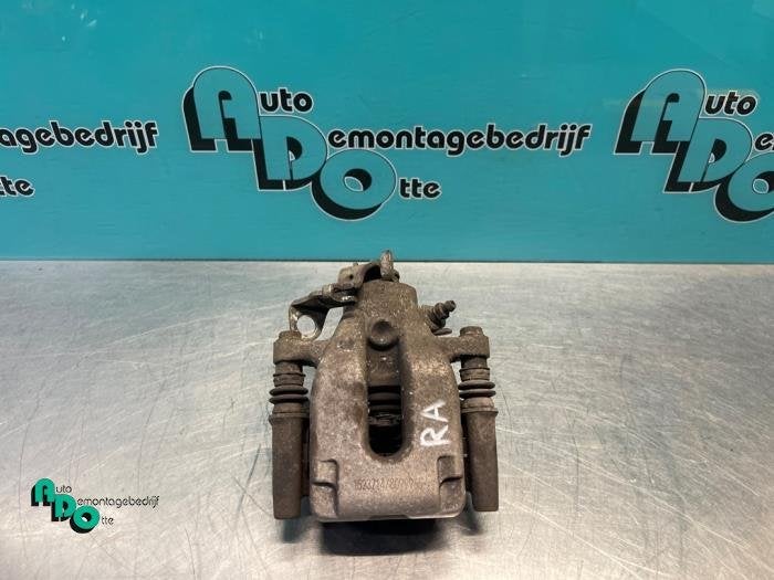 Remklauw (Tang) rechts-achter van een Peugeot 307 (307 01-), Gebruikt, -, -, Ophalen of Verzenden