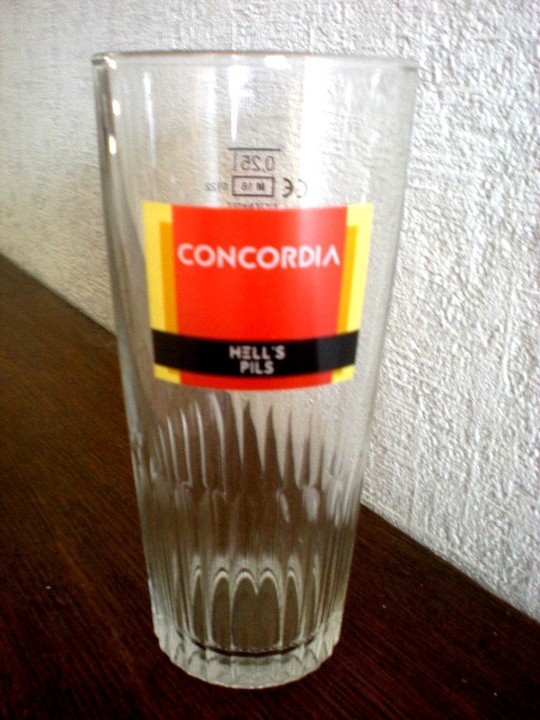 Concordia 25 cl, Verzamelen, Biermerken, Ophalen of Verzenden, Zo goed als nieuw, Glas of Glazen