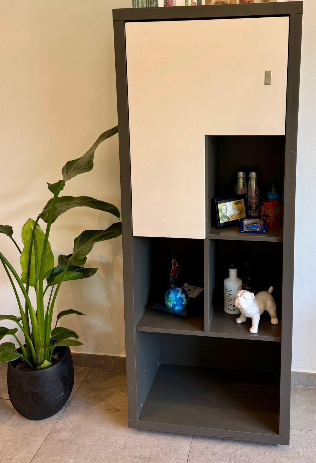 Kast Xooon, Avec porte(s), Utilisé, 50 à 100 cm, 150 à 200 cm