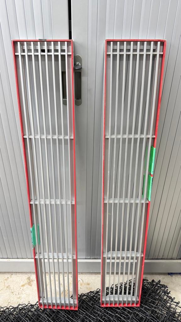 Nieuwe convector roosters, Ophalen, Zo goed als nieuw