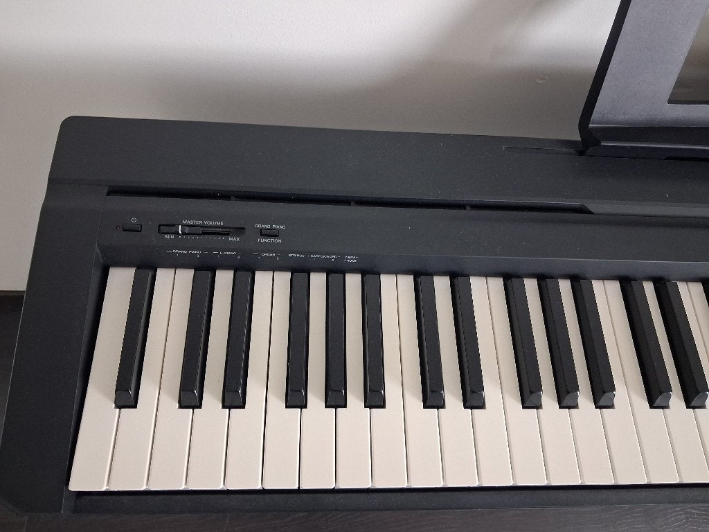 Piano Yamaha P-45B, Enlèvement, Utilisé, Noir, Piano