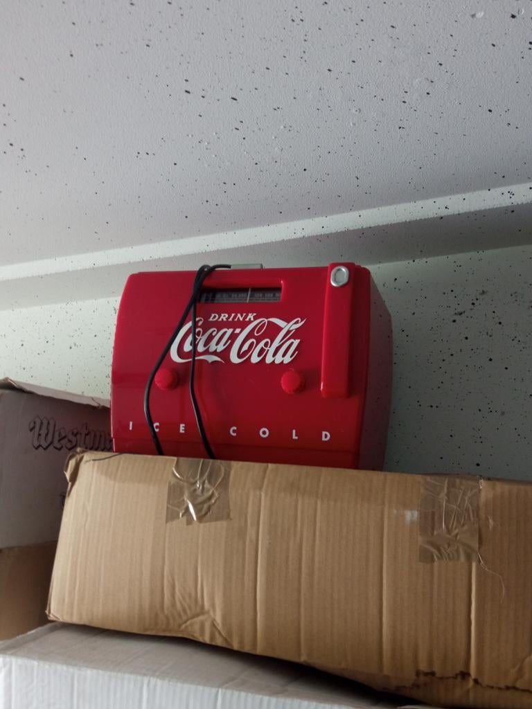 Coca cola radio, Ophalen