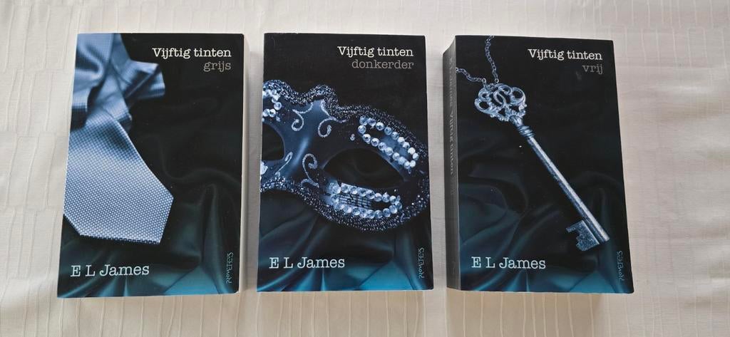 Boekentrilogie 50 tinten grijs, Boeken, Ophalen of Verzenden, Gelezen, E L James