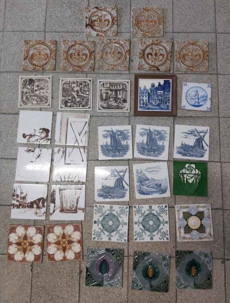 Oude faience muurtegels, Hobby en Vrije tijd, Scrapbooking, Ophalen