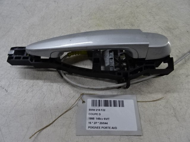POIGNEE EXTERIEURE AVANT DROITE BMW 2 serie (F22), Utilisé, Avant, BMW