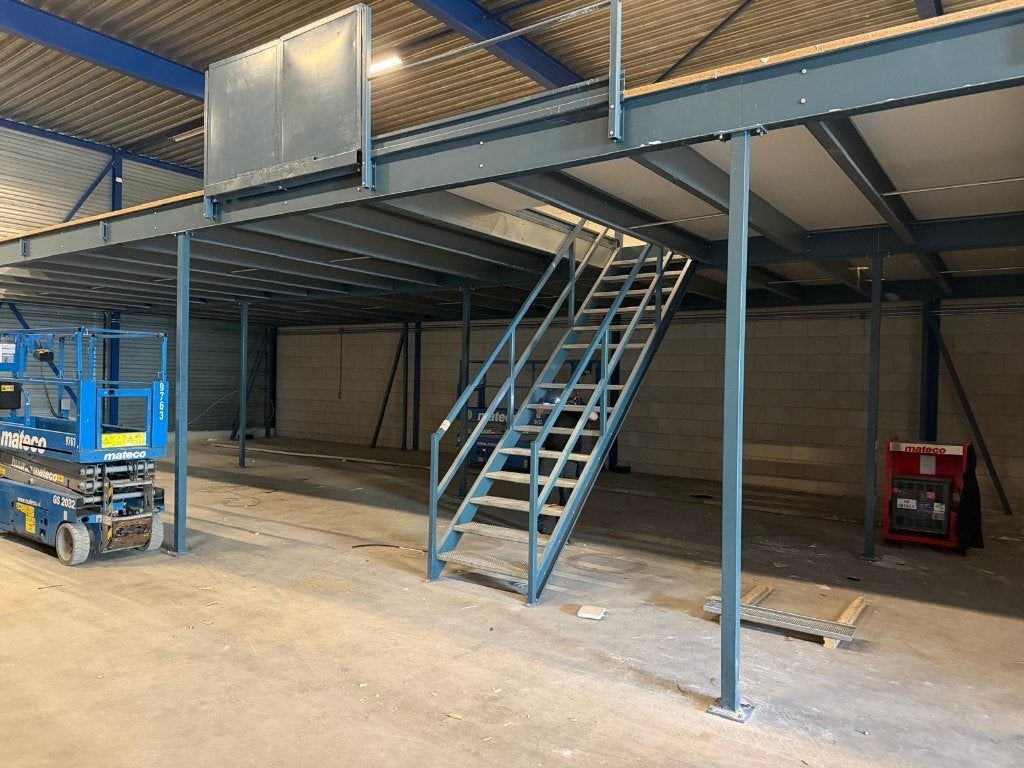 Gebruikte verdiepingsvloer 180m2, Ophalen of Verzenden