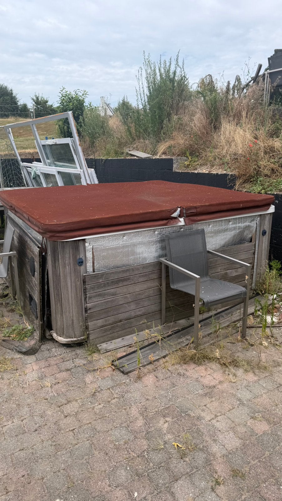 Spa jacuzzi, Enlèvement, Utilisé, Fixé
