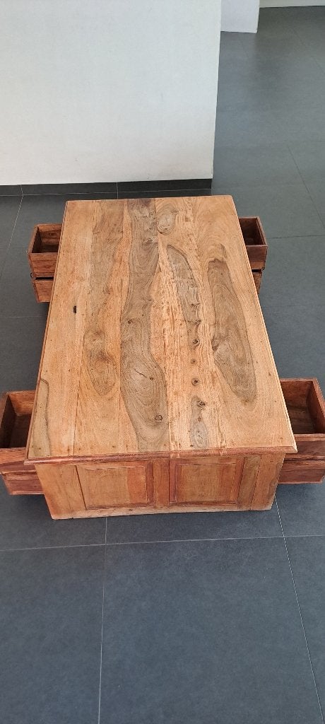 Massief houten salontafel met 8 laden, Huis en Inrichting, Tafels | Salontafels, Ophalen, Gebruikt, 5 – 50