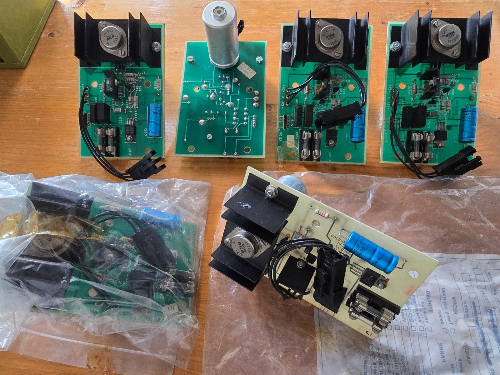 6st. stabilisatie units , print 12v + 24v, Computers en Software, Ophalen, Nieuw