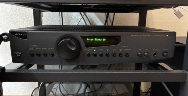 Arcam Alpha 10 (defect), Audio, Tv en Foto, 60 tot 120 watt, Niet werkend, Stereo, Ophalen