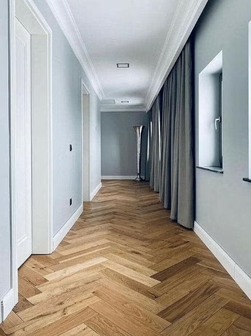 PARQUET HUILÉ ~ RÉSIDUEL; SOL EN CHÊNE À CHEVRONS DE 110 M2,, Enlèvement