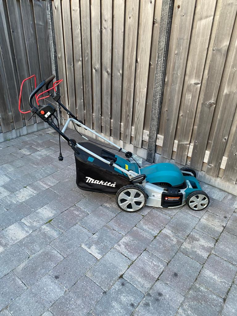 Makita 462, Tuin en Terras, Grasmaaiers, Ophalen, Zo goed als nieuw, Opvangzak