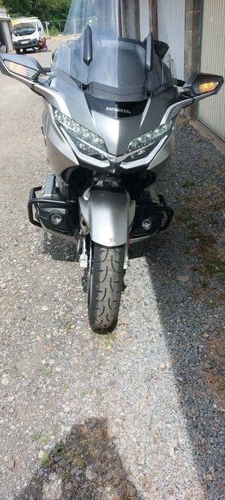 Te koop Goldwing 1800 DCT uit 2023, Handvatverwarming, Gebruikt, Meer dan 35 kW, Toermotor