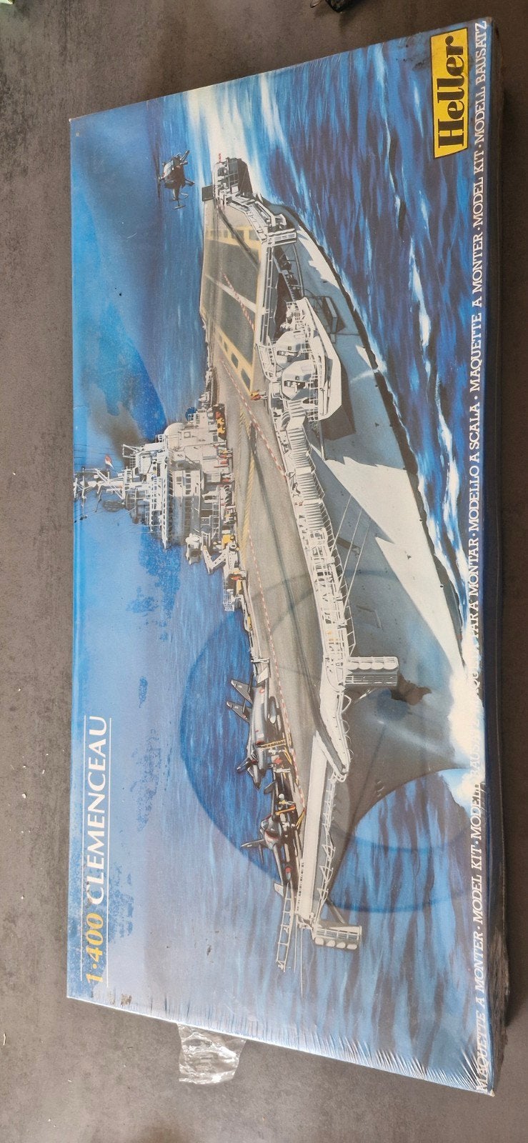 maquette heller porte avion, Hobby & Loisirs créatifs, Modélisme | Bateaux & Navires, Enlèvement ou Envoi, Heller