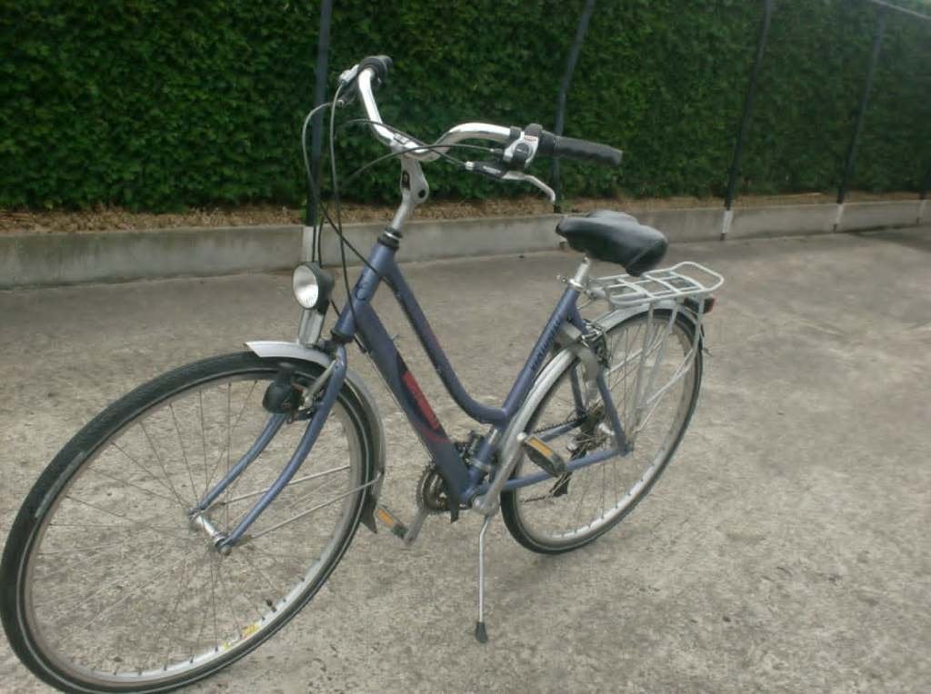 TOP damesfiets / meisjesfiets venturelli  28 inch  top staat, Ophalen, Zo goed als nieuw