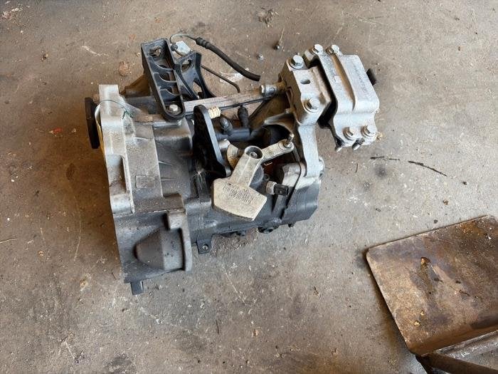 Boîte de vitesse d'un Volkswagen Golf, Autos : Pièces & Accessoires, Transmission & Accessoires, Volkswagen, Utilisé, 3 mois de garantie