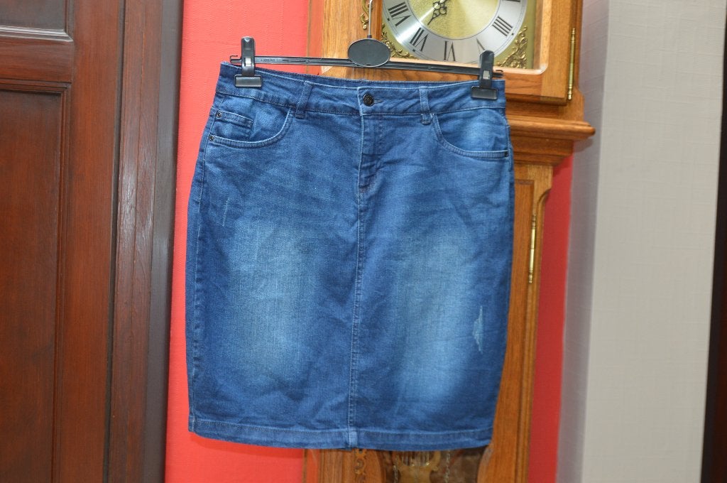 Jupe courte en jeans bleu délavé T42 comme NEUVE!, Taille 42/44 (L), MarCollection, Enlèvement ou Envoi, Au-dessus du genou