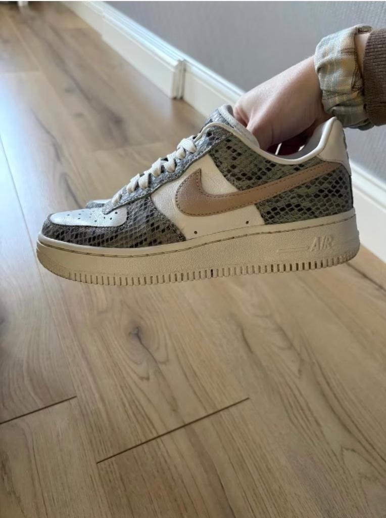 Nike Air Maat 36, Kleding | Dames, Nike, Ophalen of Verzenden, Zo goed als nieuw, Sneakers