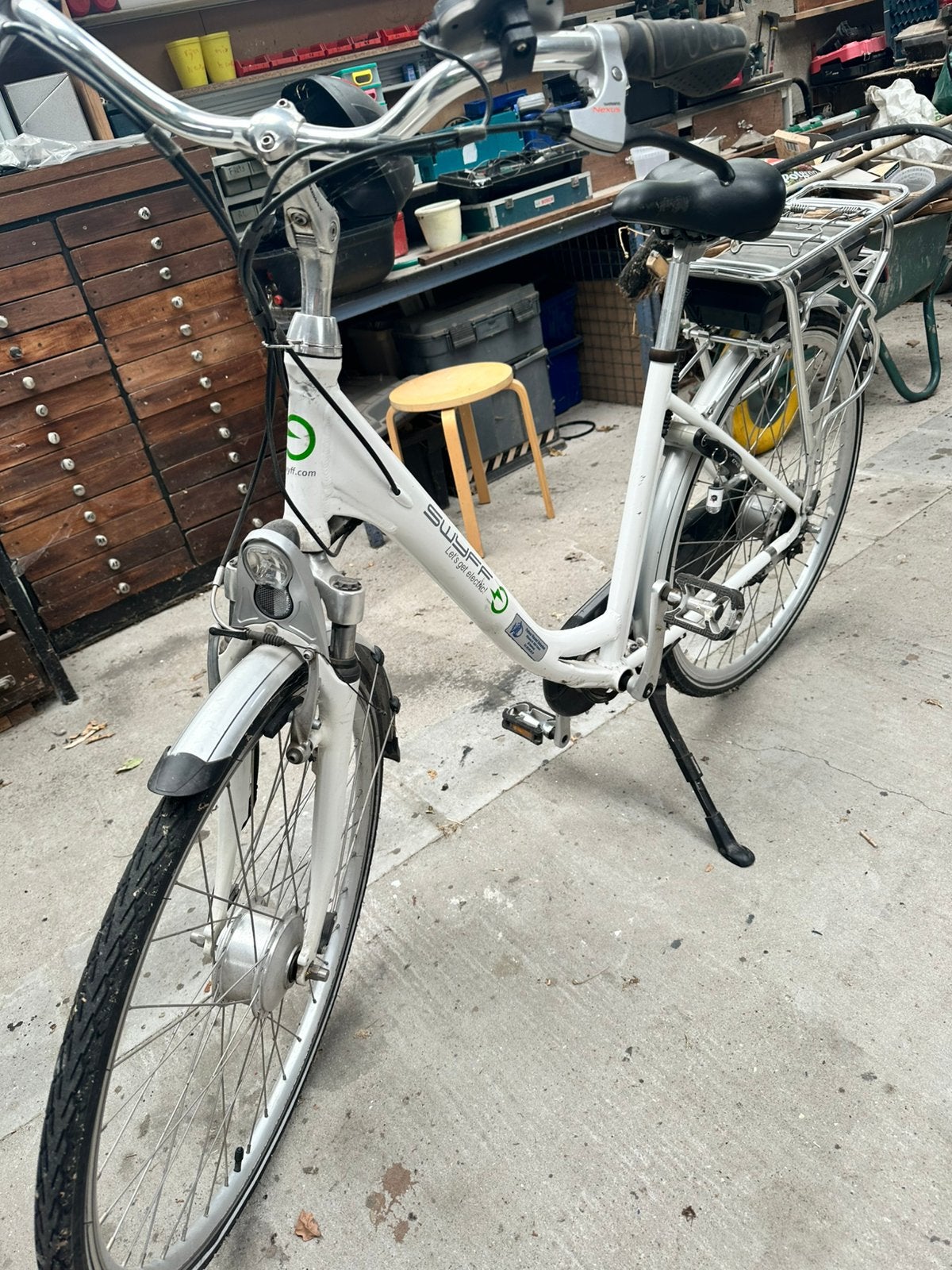 Elektrische fiets, Fietsen en Brommers, Ophalen, Zo goed als nieuw