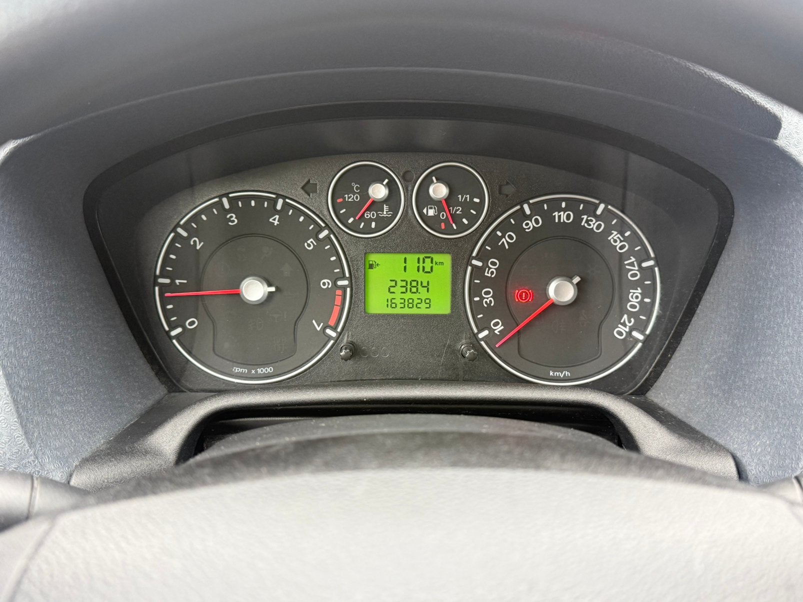 FORD FUSION, Autos, Achat, Boîte manuelle, 5 portes, Berline