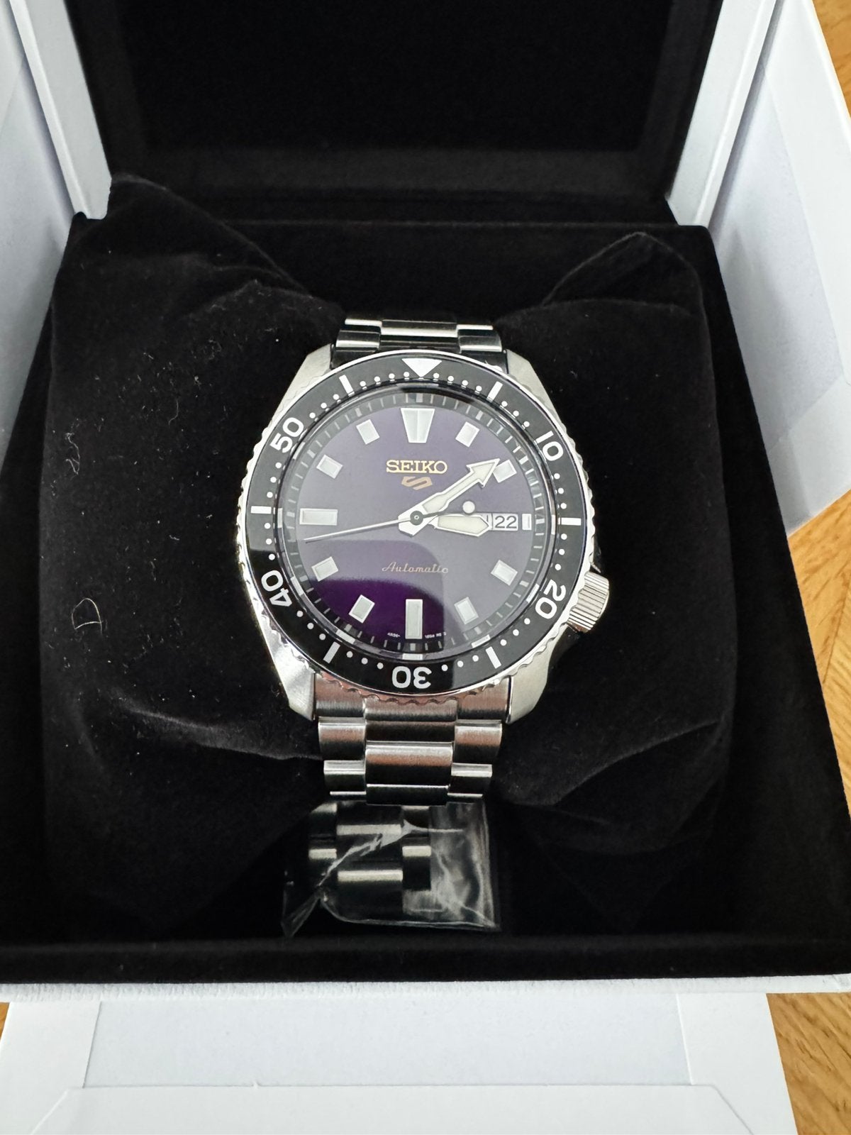 Seiko - HDB003K1, Bijoux, Sacs & Beauté, Seiko, Acier, Enlèvement, Acier
