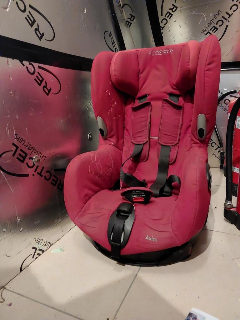 Draaibare kinderstoel auto, Enlèvement