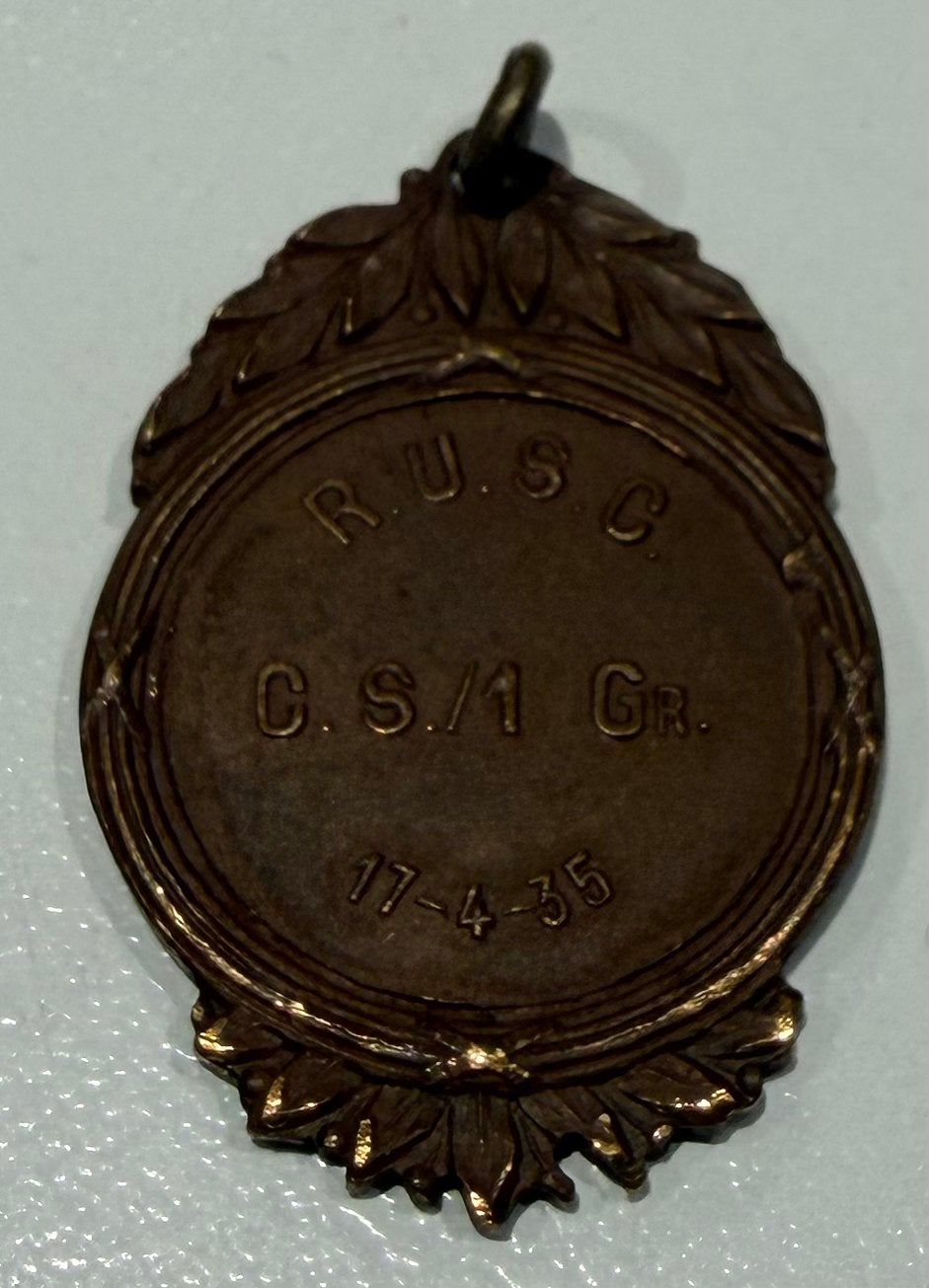 Médaille ancienne football R.U.S.G. 1935, Bijoux, Sacs & Beauté, Enlèvement, Utilisé