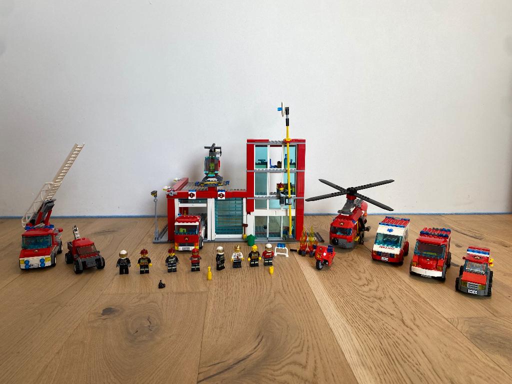 Lego city brandweer - verschillende sets, Kinderen en Baby's, Speelgoed | Duplo en Lego, Ophalen, Lego, Meerdere sets, City