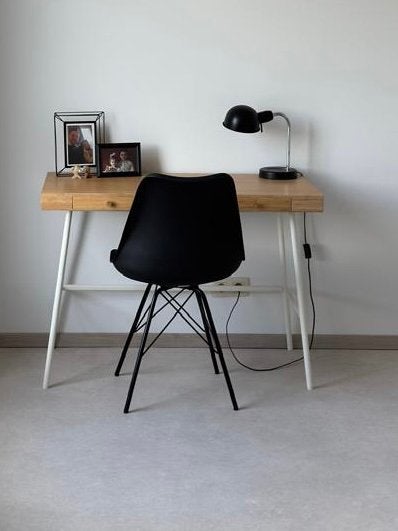 Bureau tafel met stoel, Ophalen, Zo goed als nieuw, IKEA, 49 cm