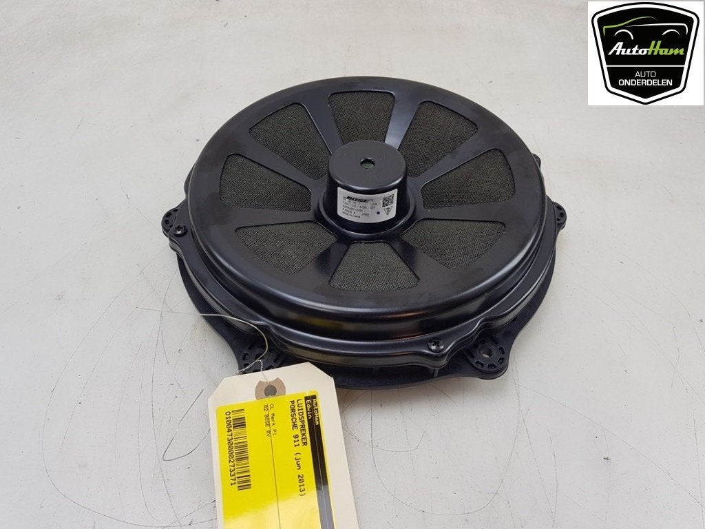 HAUT PARLEUR / ENCEINTE Porsche 911 (991) (01-2011/12-2020), Porsche Deutschland GmbH, Porscheplatz 1
70435  Stuttgart, DE, Porsche