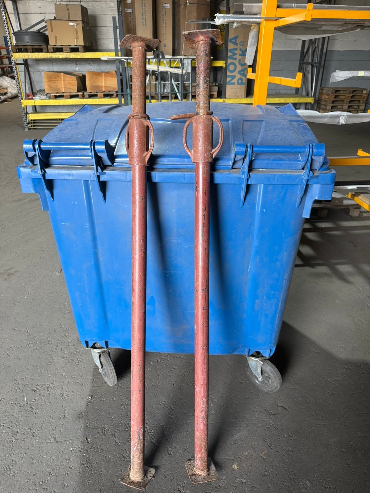 2x REGELBARE STUTTEN SCHOREN, Doe-het-zelf en Bouw, Ophalen, Zo goed als nieuw