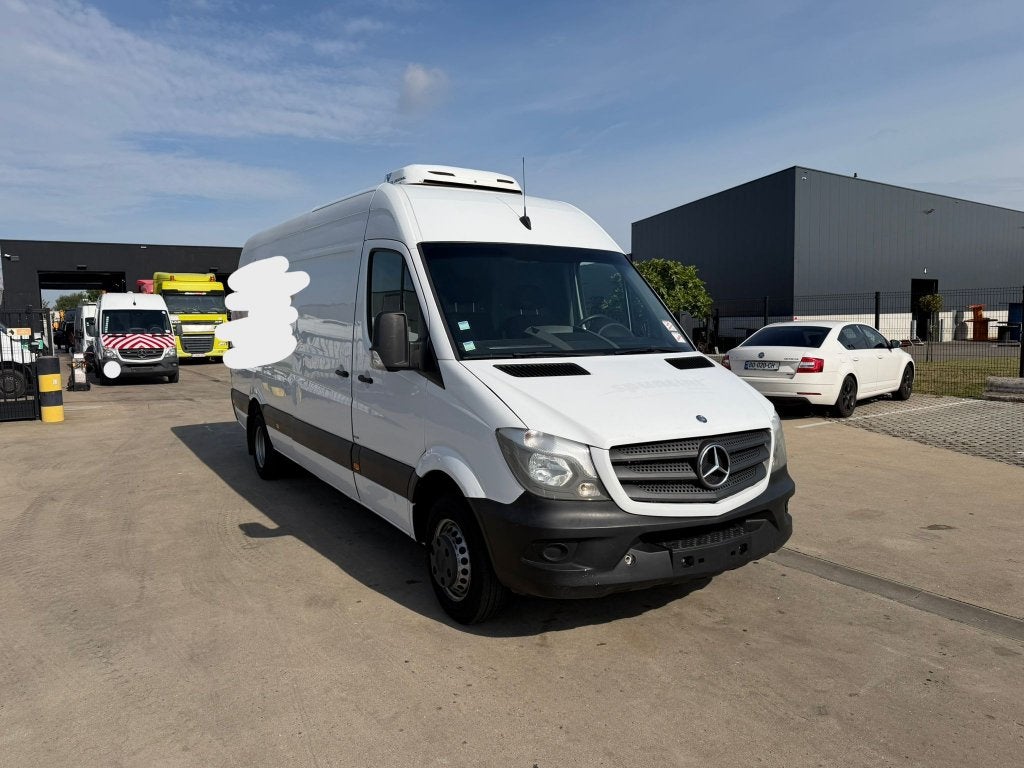 Mercedes Sprinter 519 (Numéro de stock 13057), Achat, 2987 cm³, Entreprise, 3 places