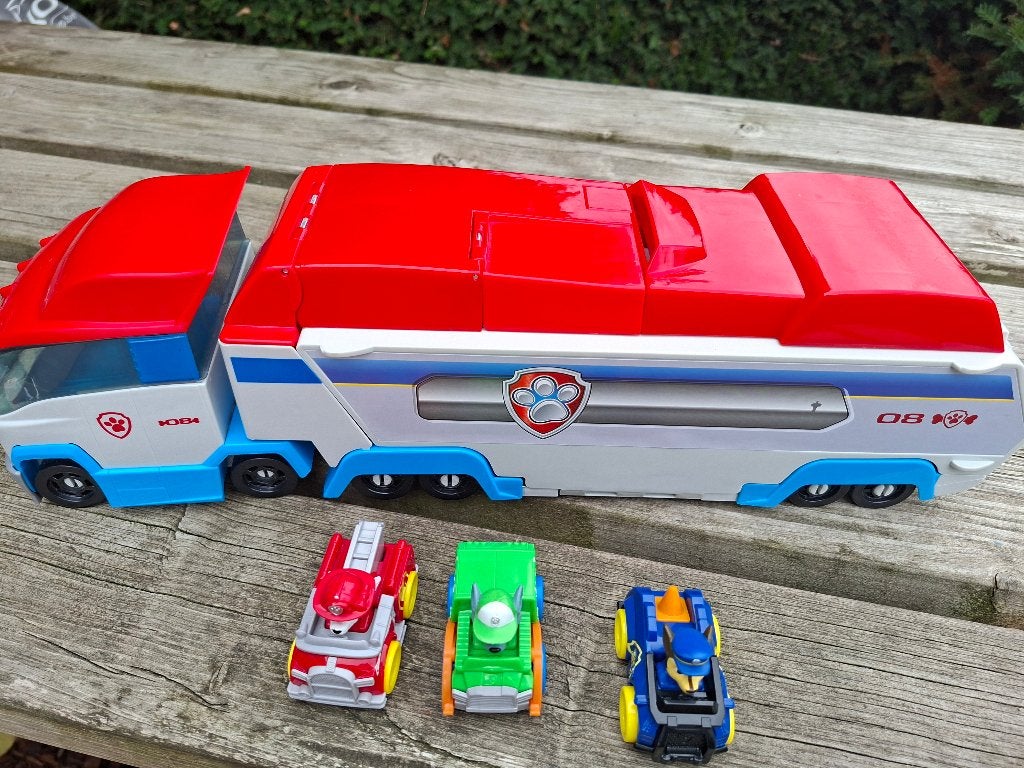 Paw Patrol vrachtwagen + uitkijktoren + veel figuurtjes, Kinderen en Baby's, Ophalen, Gebruikt