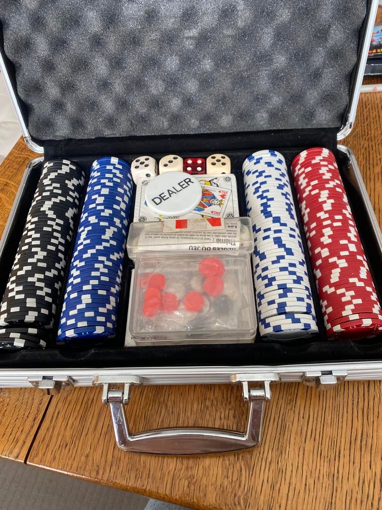 Malette de jeux, Ophalen, Nieuw