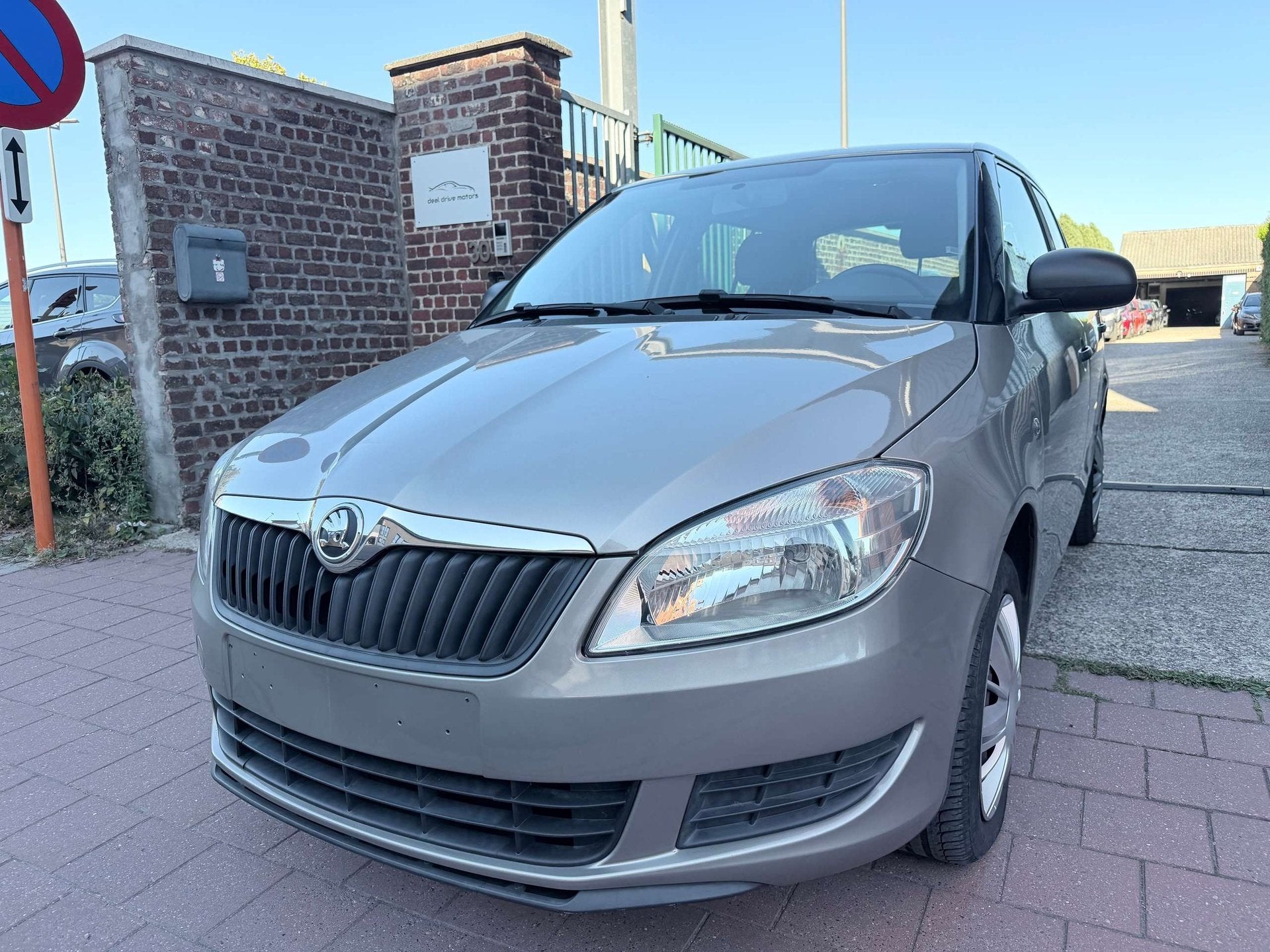Skoda Fabia 1.2 I EDITION ACTIVE AIRCO, Autos, Euro 5, Achat, Entreprise, Boîte manuelle
