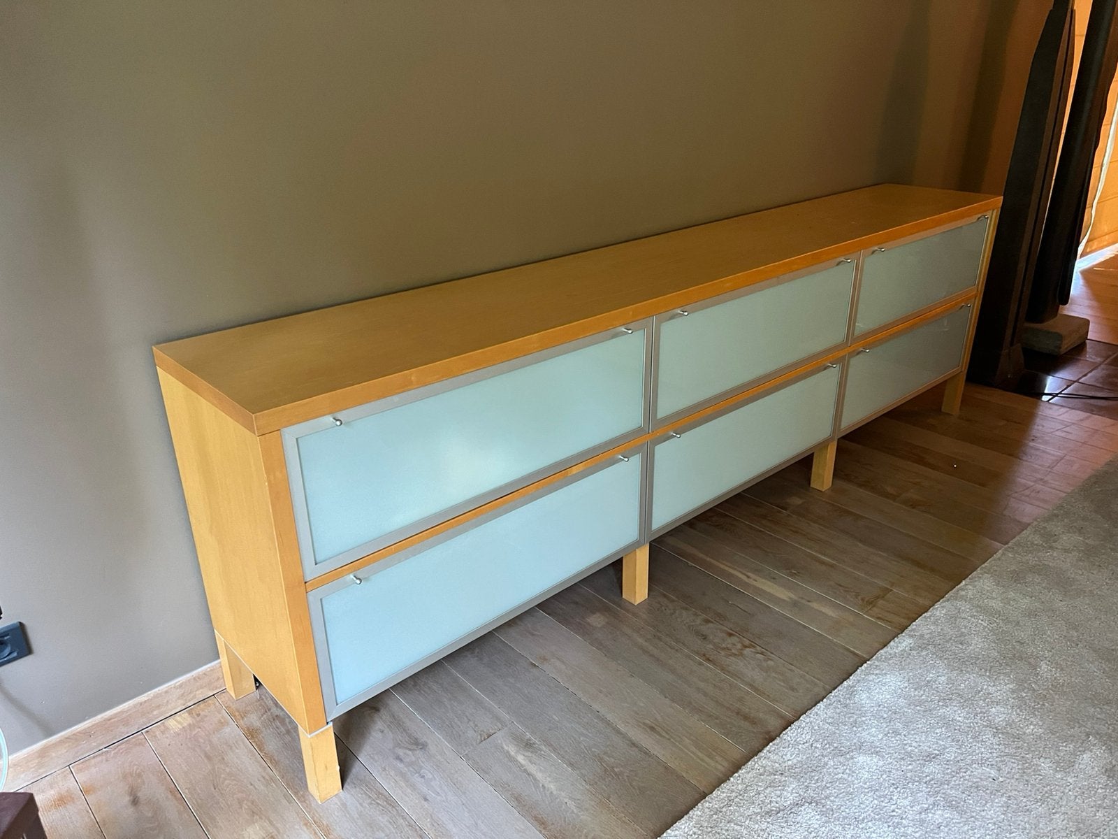 Dressoir, Ophalen, Zo goed als nieuw