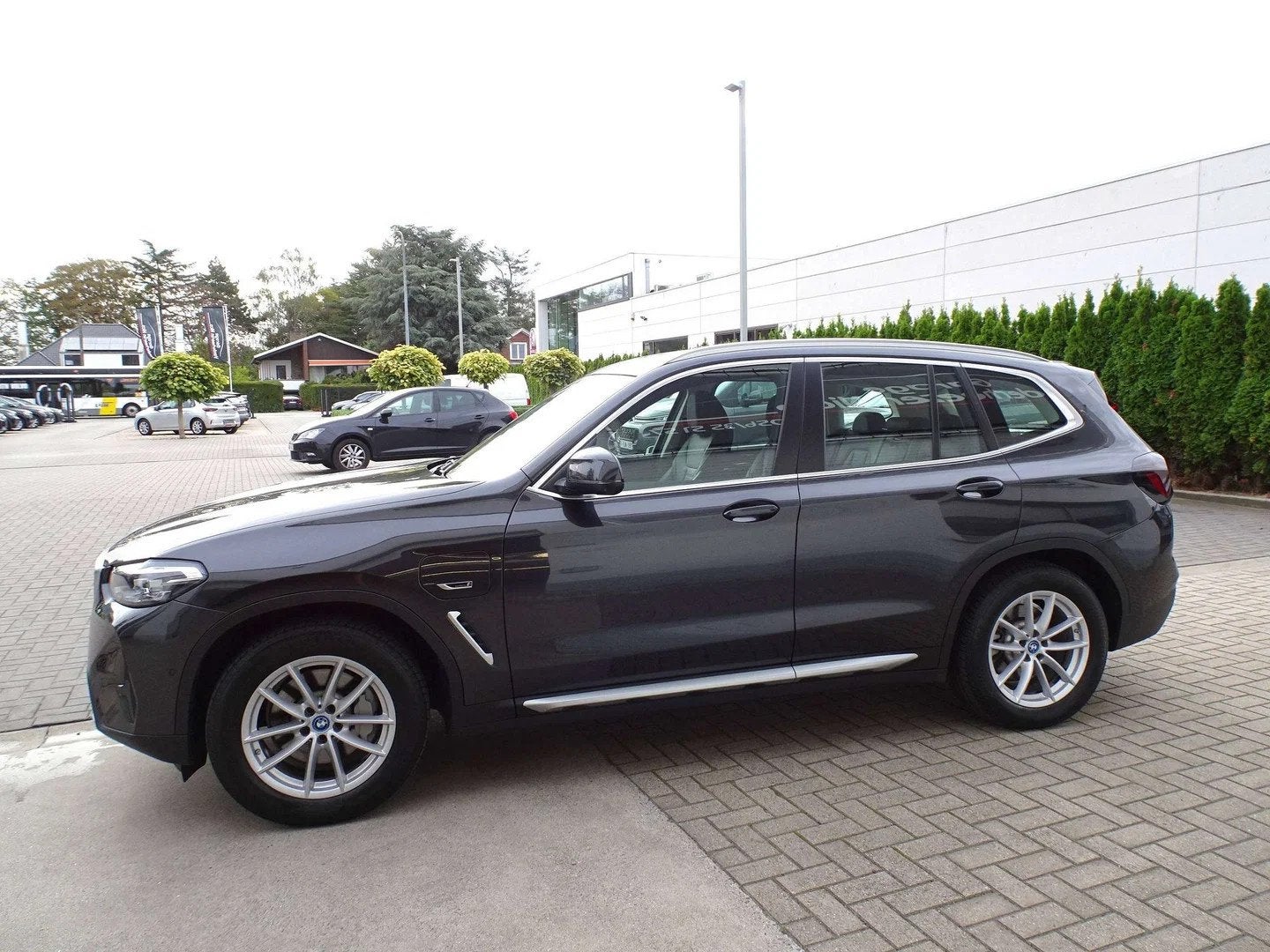 BMW X3 2.0iA xDrive30e PHEV CARPLAY,CAMERA 360,HEAD-UP,LED, Autos, BMW, Argent ou Gris, Achat, Entreprise, Noir