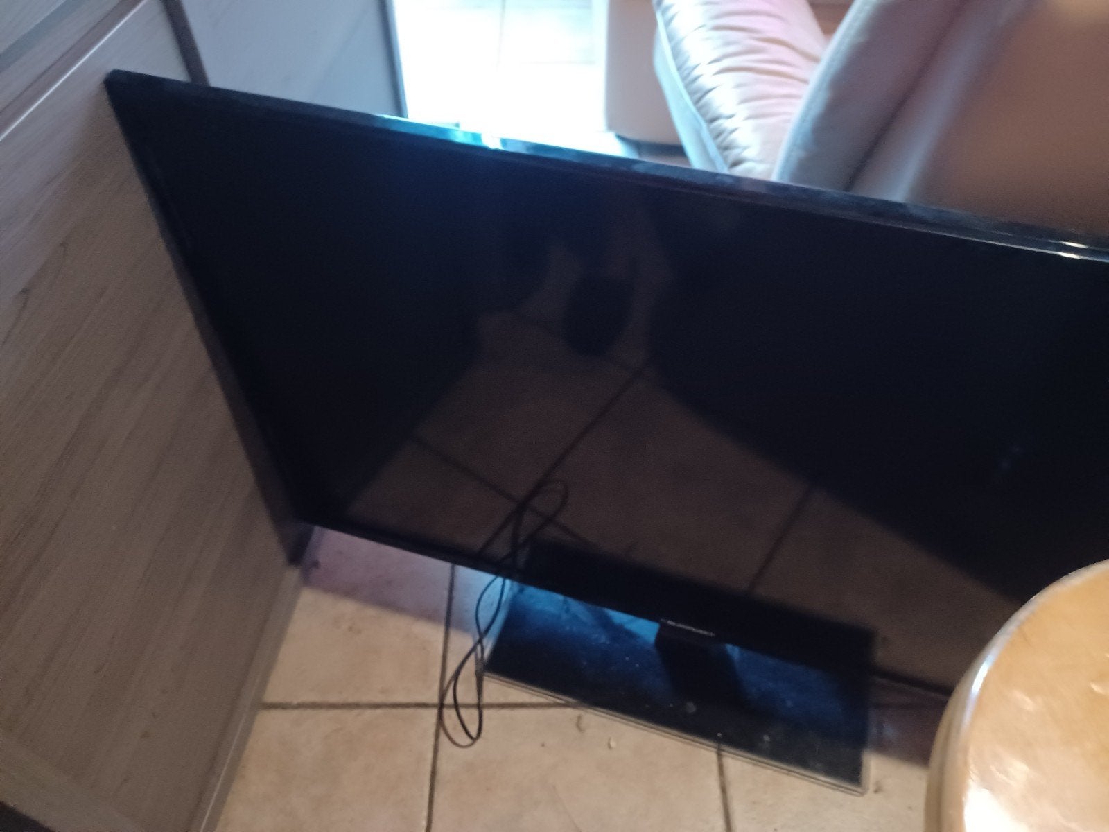 Télévision de la marque Blaupunkt de couleur noire taille 1m, Enlèvement ou Envoi