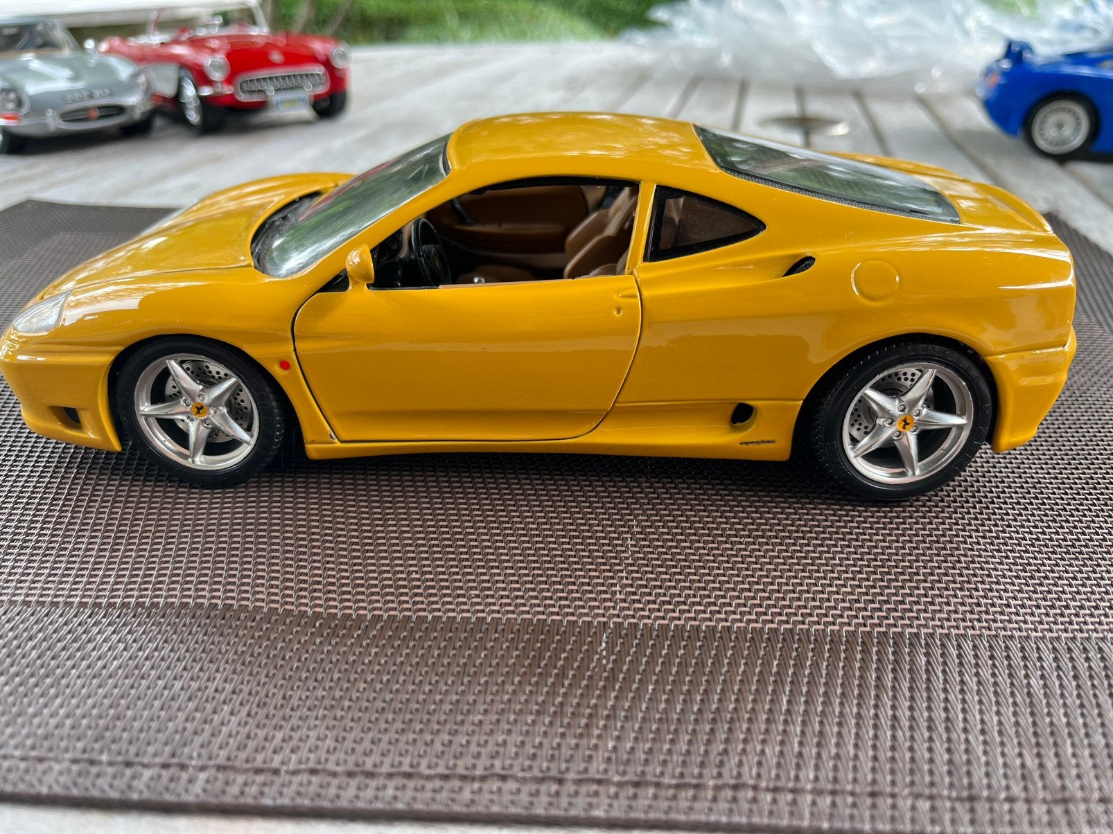Modèle de voiture Ferrari, Enlèvement, Comme neuf