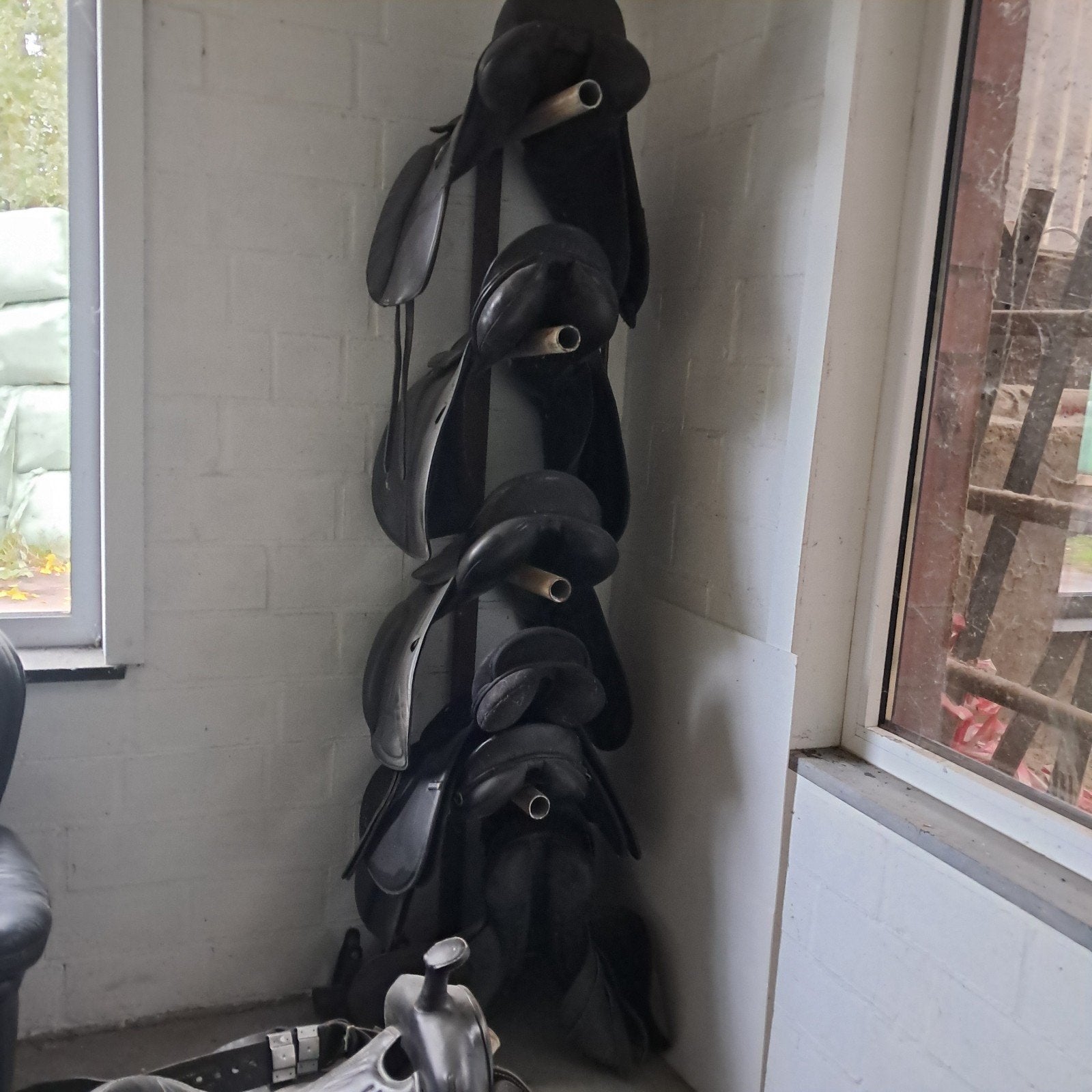 te koop zadel, Enlèvement