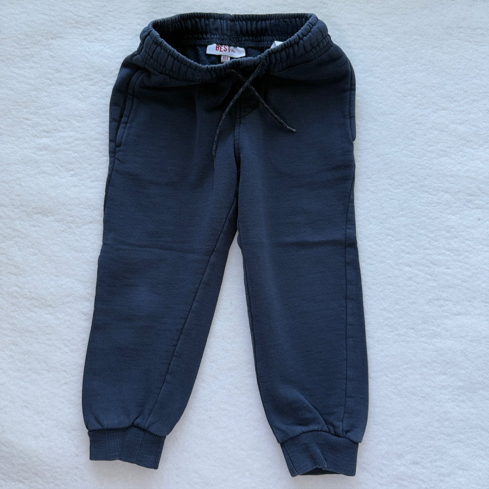 Besties - joggingbroek - 4 jaar, Enlèvement, Comme neuf, Garçon, Pantalon
